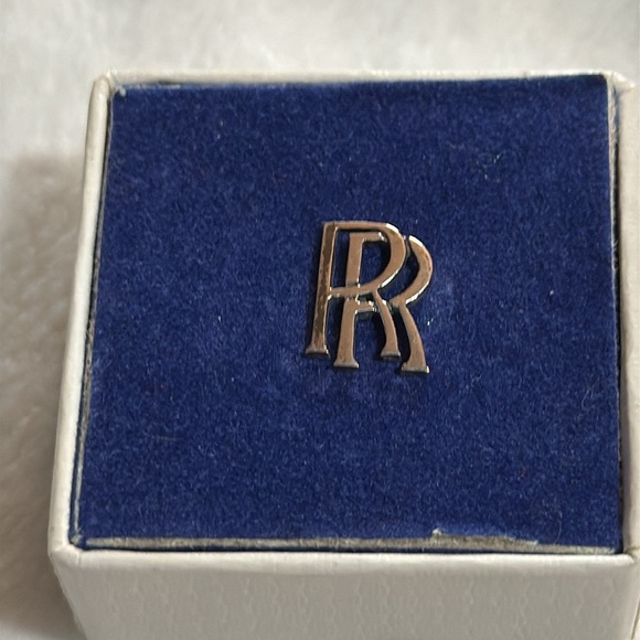 Vintage Rolls Royce tie tack - Picture 2 of 5